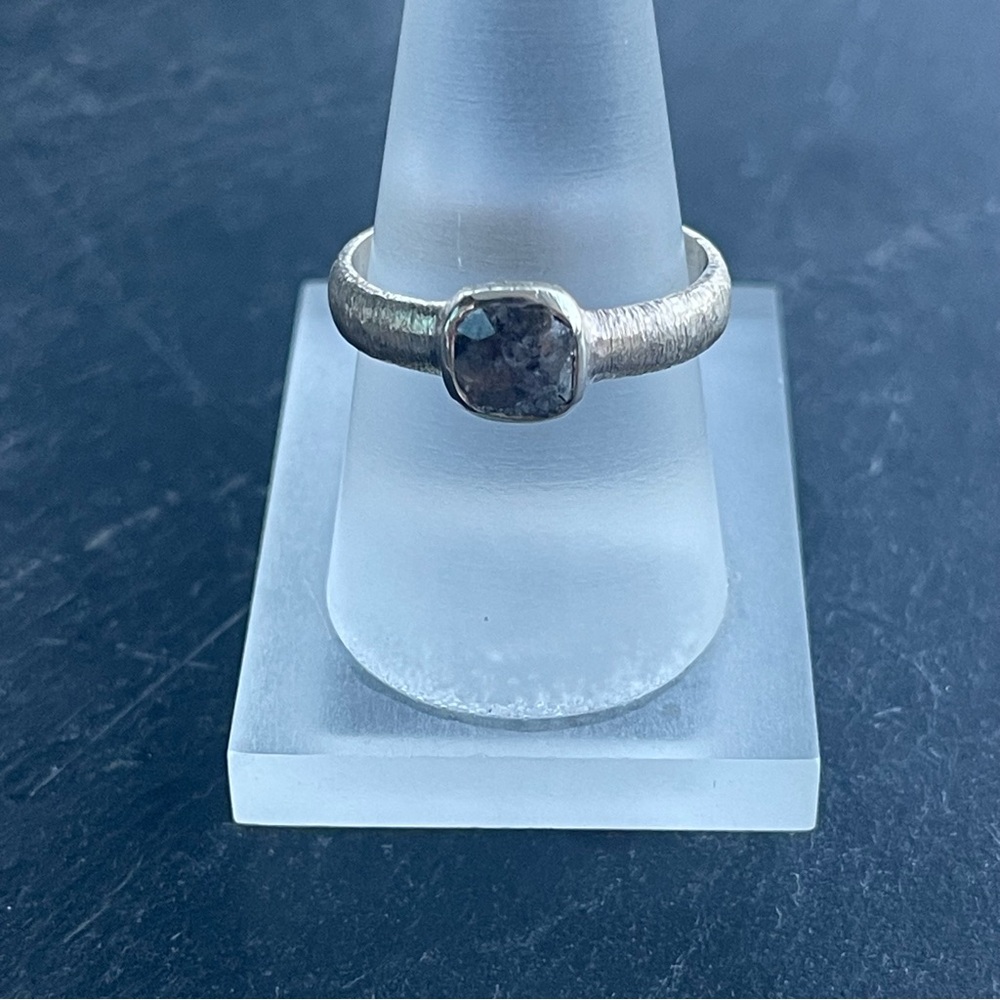 Elegant One of a kind Sterling Silver 925 Diamond Ring size 9